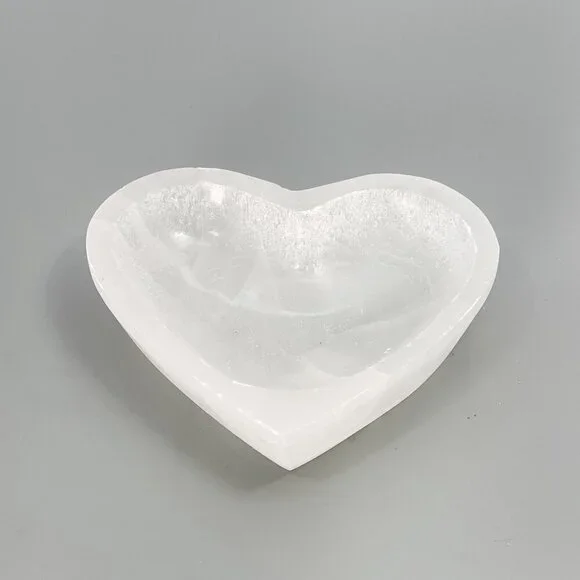 Heart Selenite Bowl, Crystal Charging Bowl, Gemstone Cleansing Bowl 3.5” Wide - Picture 2 of 5
